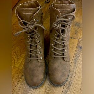 Guess combat boots size 8